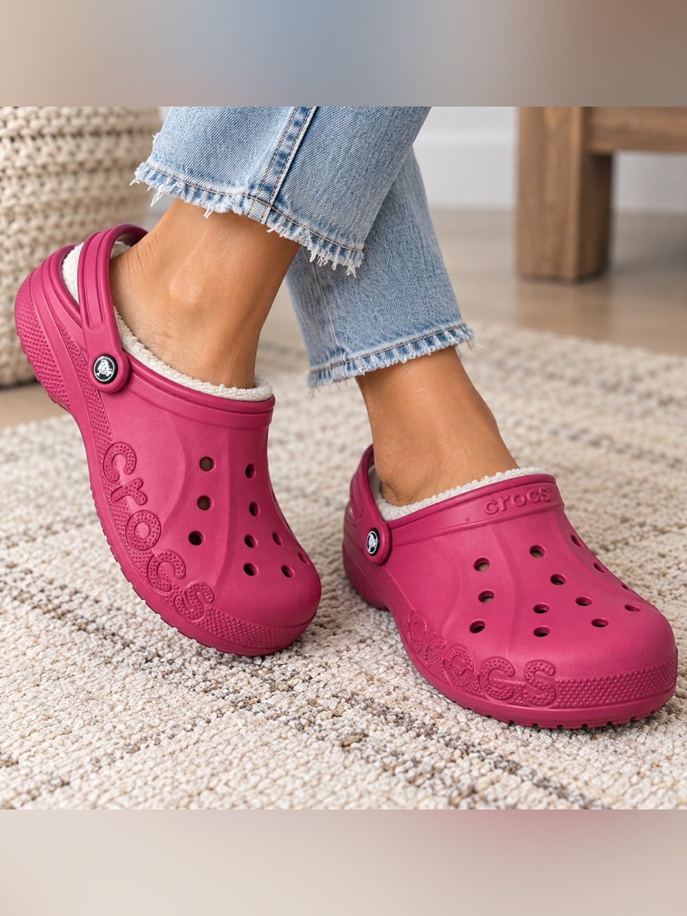 Crocs Mammoth-style fleece-lined clogs – Women’s 10 / Men’s 8